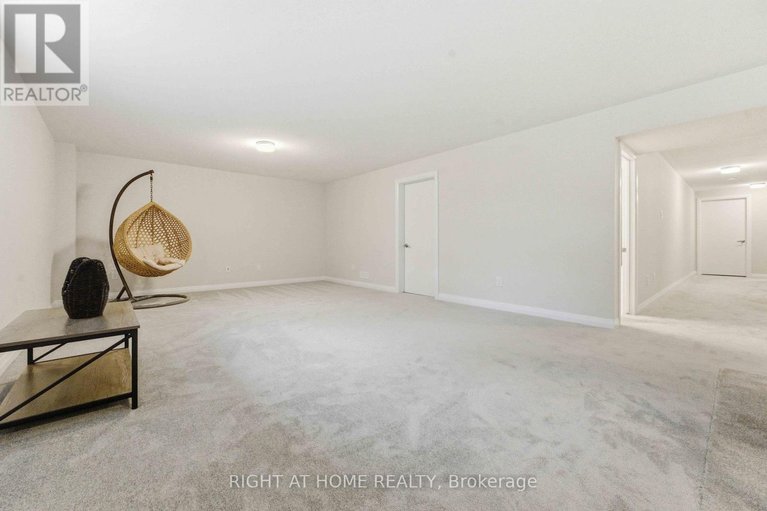 29484591/643-terrier-circle/goulbourn-twp-from-franktown-rdsouth-to-rideau/ottawa/ontario/K0A2Z0_42