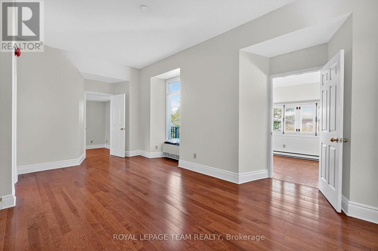 28946487/6-635-richmond-road/woodroffe/ottawa/ontario/K2A0G6_17