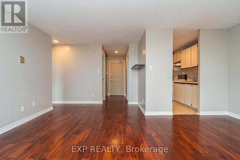 28569382/809-1785-frobisher-lane/riverview-park/ottawa/ontario/K1G3T7_7