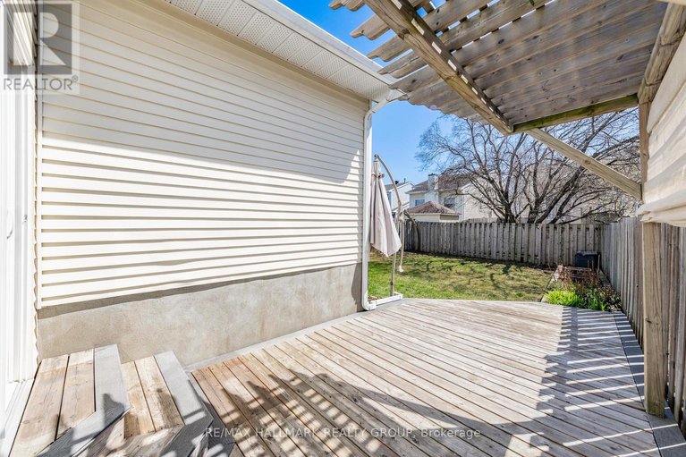 29684992/6382-st-louis-drive/hiawatha-parkconvent-glen/ottawa/ontario/K1C2Y1_45
