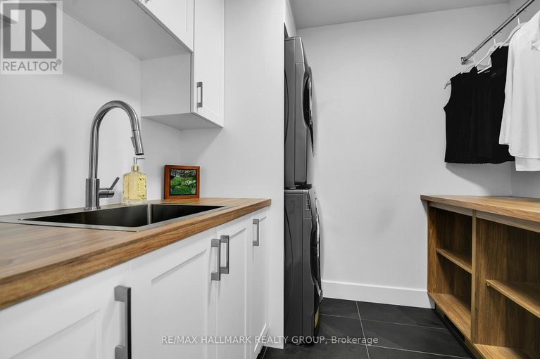 29464753/2167-rice-avenue/woodroffe/ottawa/ontario/K2A0C5_31