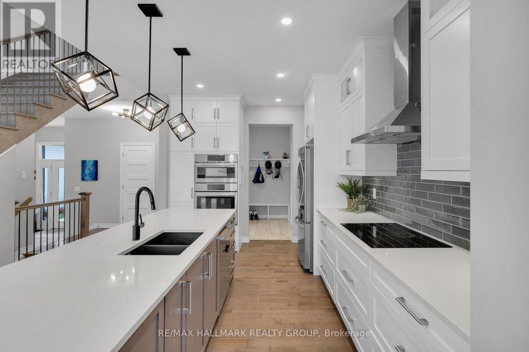 28498847/215-blackhorse-drive/north-grenville-twp-kemptville-south/north-grenville/ontario/K0G1J0_10