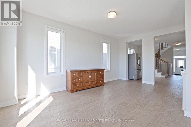 29210411/116-main-halyard-lane/half-moon-bay/ottawa/ontario/K2J7B6_8