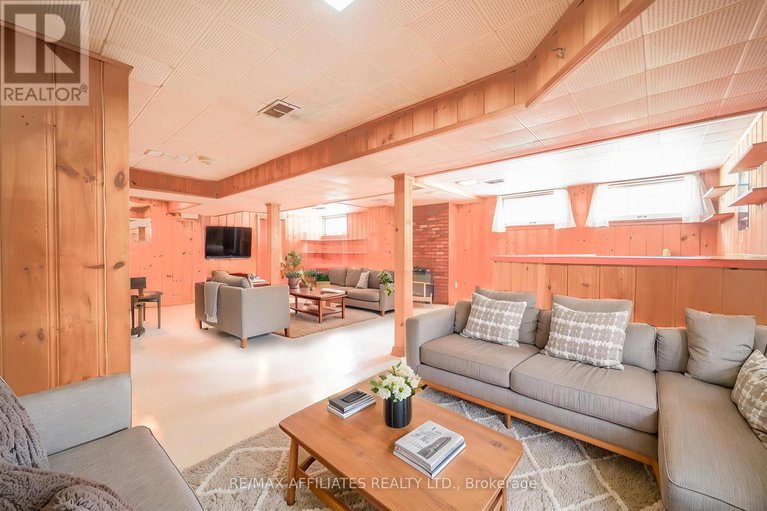 28513866/536-browning-avenue/riverview-park/ottawa/ontario/K1G0T4_37