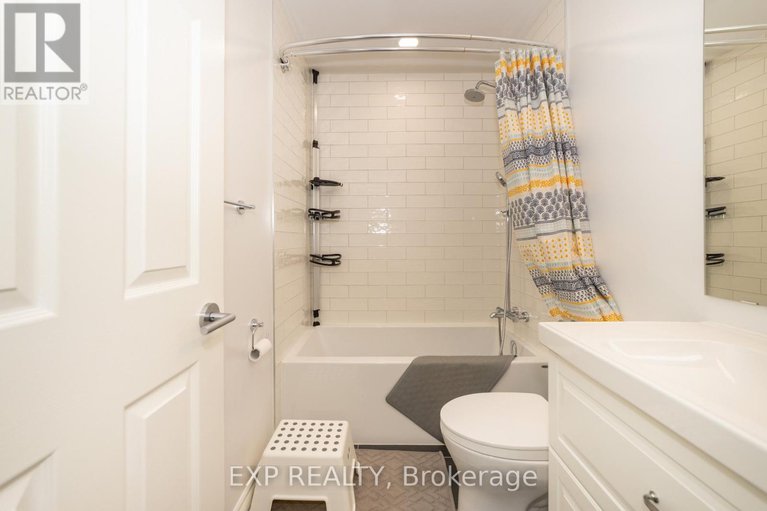 29352874/23-raj-terrace/hunt-club-park/ottawa/ontario/K1G4T3_22