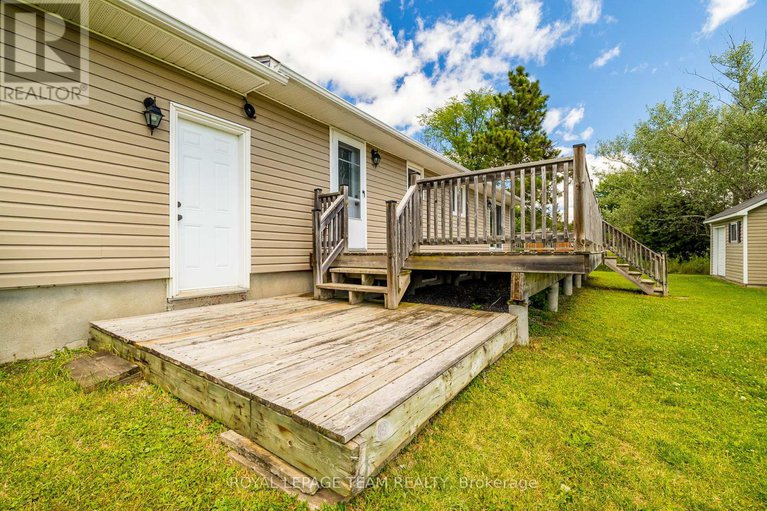 28642297/1234-kinburn-side-road/dunrobin/ottawa/ontario/K0A3M0_38