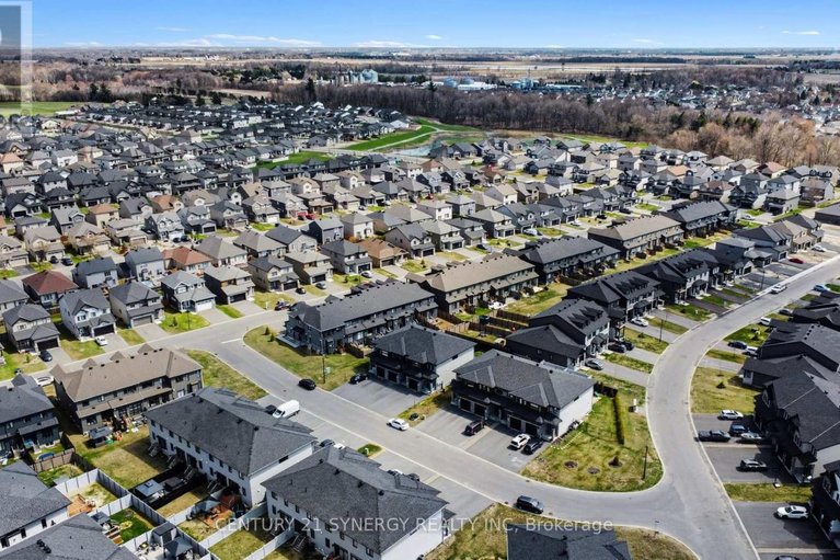 29649781/2011-berne-street/embrun/russell/ontario/K0A1W0_37