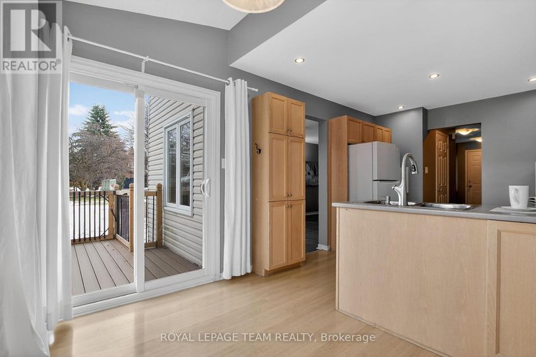 29460136/21-baton-court/katimavik/ottawa/ontario/K2L4C8_23