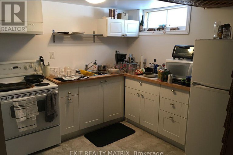 29018995/393-donald-street/overbrookcastle-heights/ottawa/ontario/K1K1M2_18