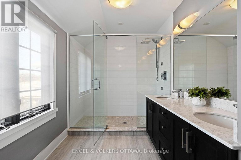 29371554/293-sherwood-drive/civic-hospital/ottawa/ontario/K1Y3W5_18