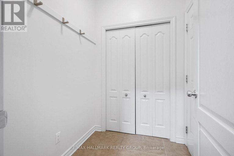 28317889/297-mojave-crescent/stittsville-north/ottawa/ontario/K2S0H7_7