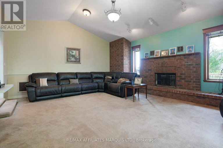 28455162/18467-andre-avenue/south-glengarry-charlottenburgh-twp/south-glengarry/ontario/K0C1S0_11