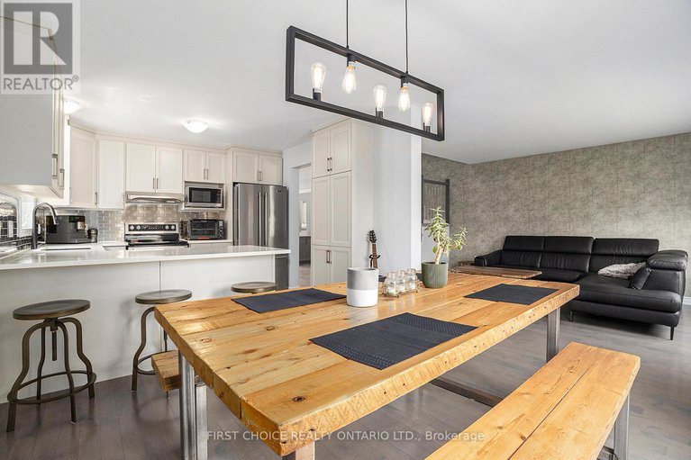 28480334/636-robert-street/town-of-rockland/clarence-rockland/ontario/K4K0J8_4