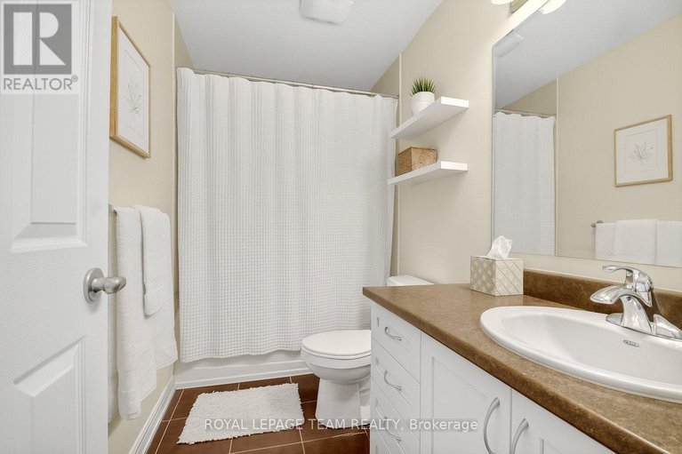 29053954/245-garrity-crescent/strandherd/ottawa/ontario/K2J3T7_17