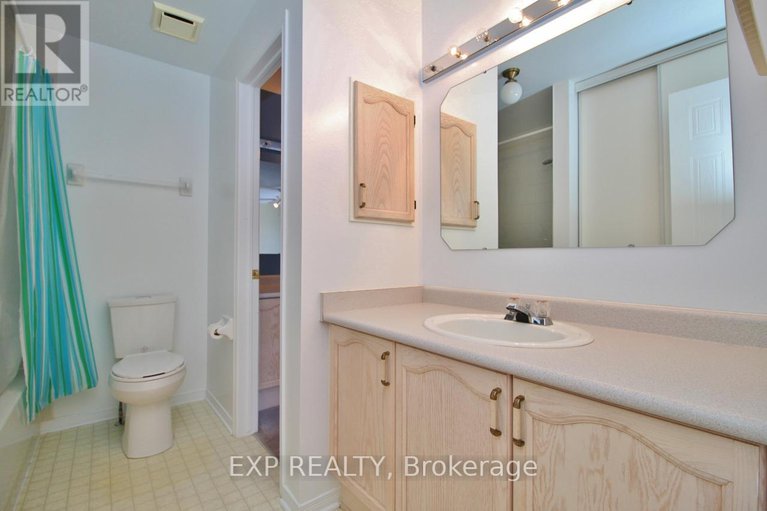 28815931/2127-lauzon-street/fallingbrookgardenway-south/ottawa/ontario/K4A3K7_18