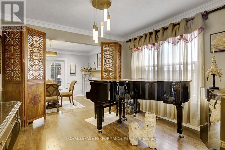 29396935/6255-fortune-drive/convent-glen-north/ottawa/ontario/K1C2B7_6