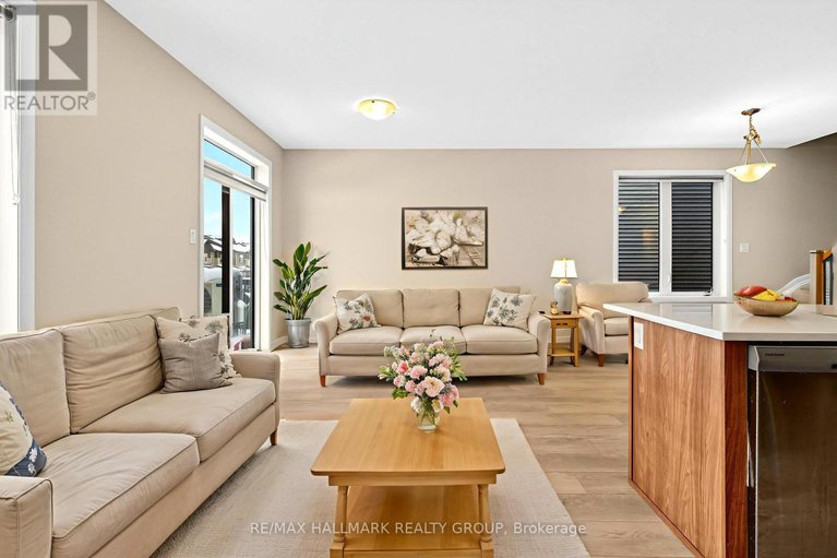 29099860/348-raheen-court-ottawa-circuit/half-moon-bay/ottawa/ontario/K2J7C2_9