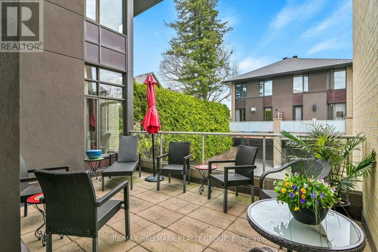 29674266/481-melbourne-avenue/mckellarhighland/ottawa/ontario/K2A1W4_31