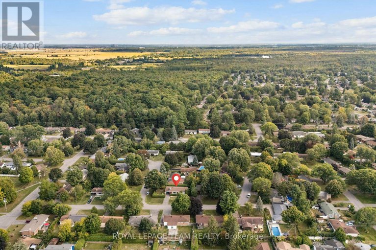 29135223/30-ellery-crescent/lynwood-village/ottawa/ontario/K2H6M6_41