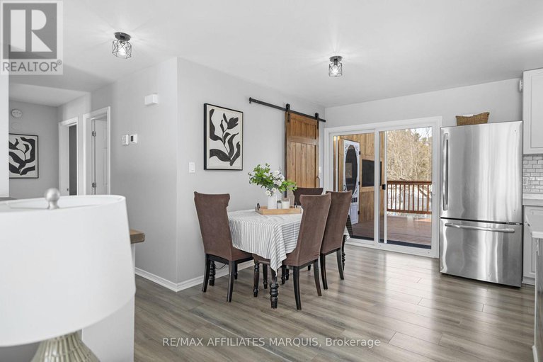 29438103/156-duncan-street/drummondnorth-elmsley-north-elmsley-twp/drummondnorth-elmsley/ontario/K7A4S4_14