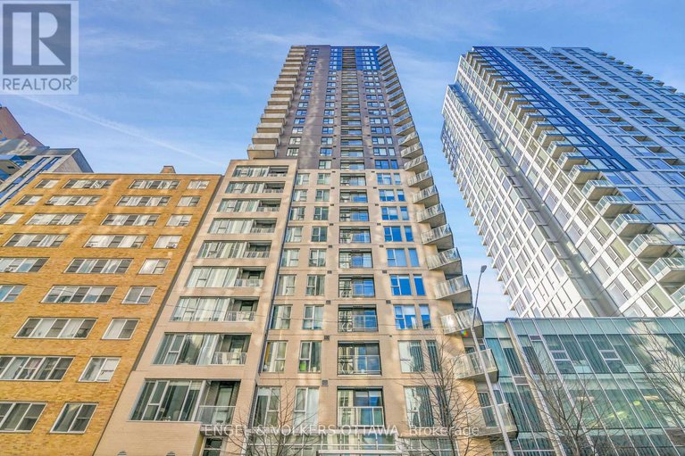 28562228/1304-40-nepean-street/ottawa-centre/ottawa/ontario/K2P0X5_1