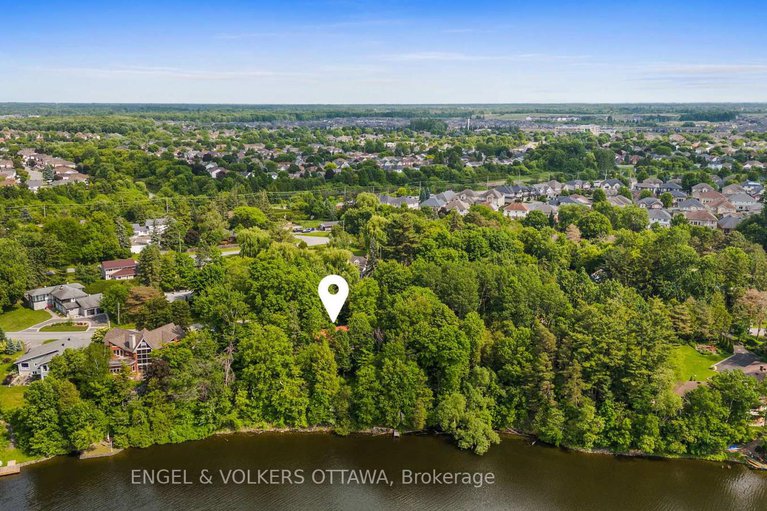 28608885/32-ryeburn-drive/riverside-southgloucester-glen/ottawa/ontario/K1V1H6_45