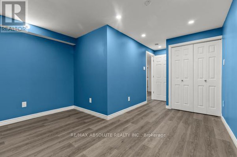 28975181/6-howard-court/hearts-desire/ottawa/ontario/K2J3Z8_33
