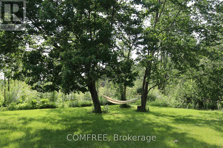 28468033/1145-du-golf-road/clarencerockland-twp/clarence-rockland/ontario/K0A1N0_38