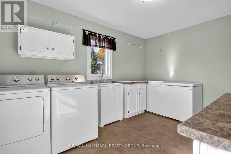 29085504/2772-harbison-road/rideau-twp-south-to-roger-stevens-drive/ottawa/ontario/K0A2Z0_34