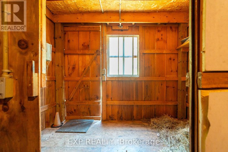 28757377/1437-usborne-street/mcnabbraeside-twps/mcnabbraeside/ontario/K0A1G0_38