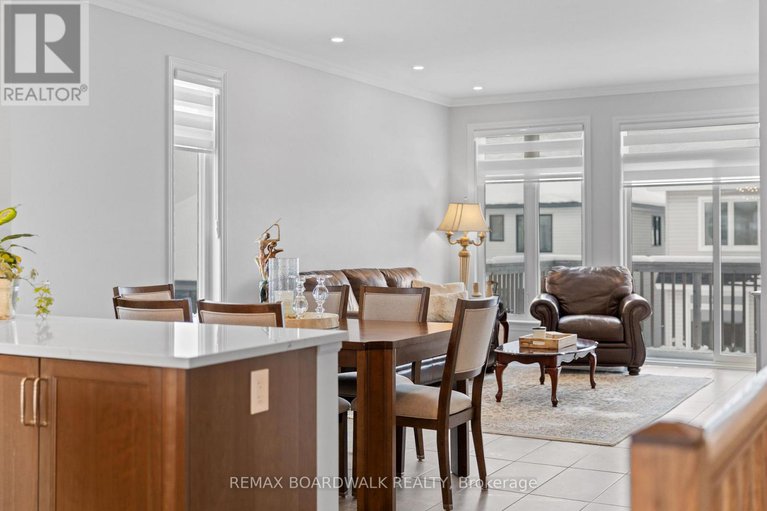 29313884/779-keinouche-place/camelot/ottawa/ontario/K4A5K3_9