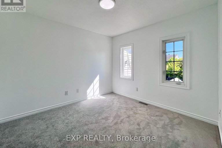 28928312/457-foxhall-way/bridlewood/ottawa/ontario/K2M0G2_30