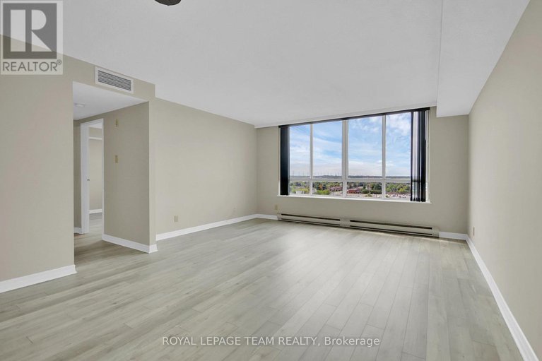 28815929/804-100-grant-carman-drive/borden-farmstewart-farmcarleton-heightsparkwood-hills/ottawa/ontario/K2E8B8_8