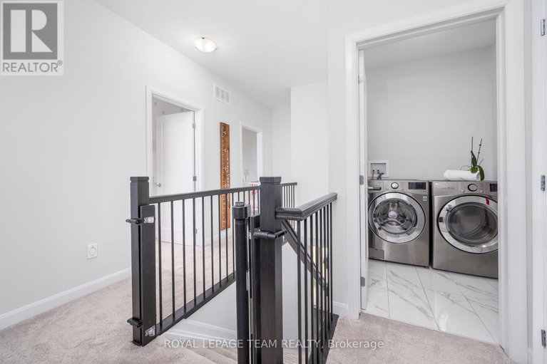 28663804/792-cappamore-drive/half-moon-bay/ottawa/ontario/K2J6V6_29
