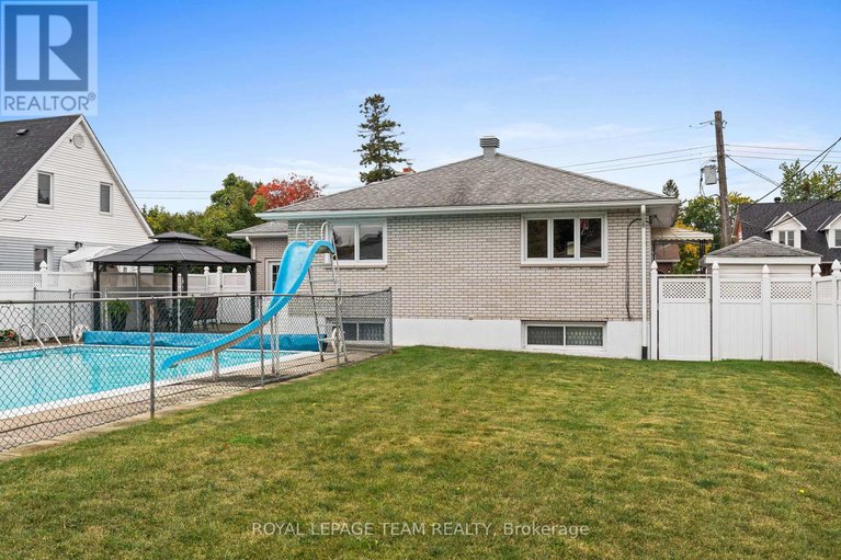28926247/1525-valmarie-avenue/carleton-heights/ottawa/ontario/K2C1V7_38