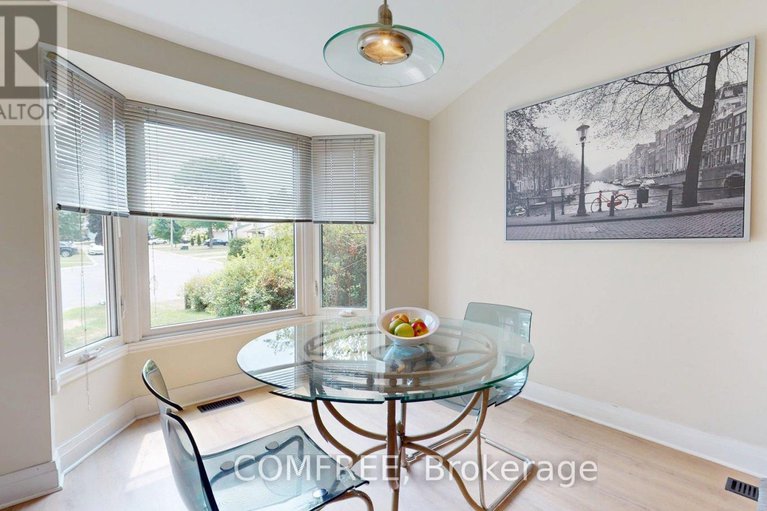 28707521/791-gadwell-court/chatelaine-village/ottawa/ontario/K1E2L1_4