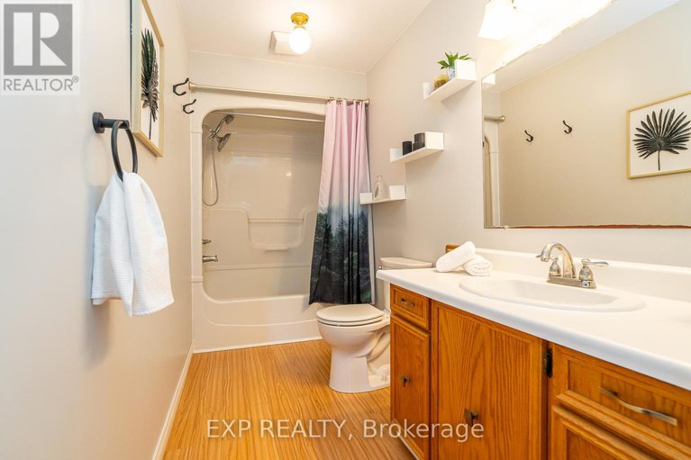 28979168/1437-usborne-street/mcnabbraeside-twps/mcnabbraeside/ontario/K0A1G0_18