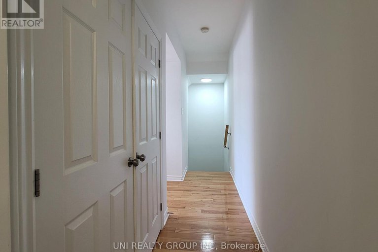 28556039/298c-everest-private/elmvale-acres/ottawa/ontario/K1G4E3_3