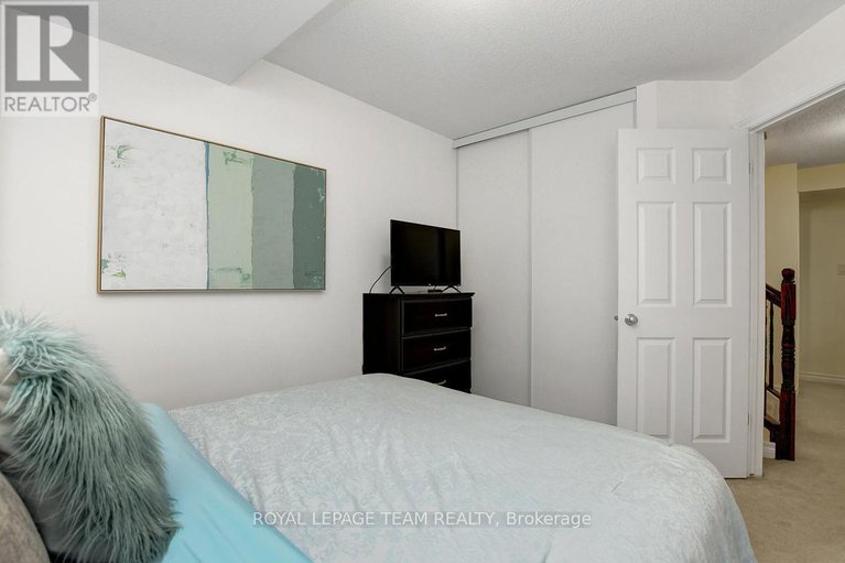 28579922/695a-sue-holloway-drive/strandherd/ottawa/ontario/K2J5R6_29