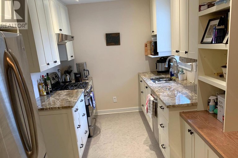 28543964/1552-caledon-street/riverview-park/ottawa/ontario/K1G0H9_18