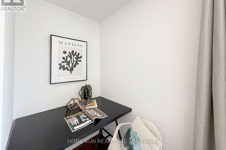 28463017/323-429-kent-street/ottawa-centre/ottawa/ontario/K2P1B5_18
