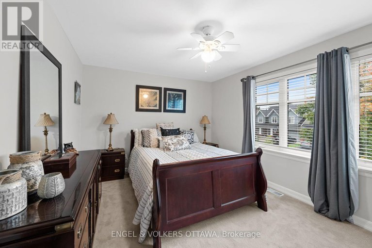 28926849/511-erinwoods-circle/stonebridge/ottawa/ontario/K2J5M5_27