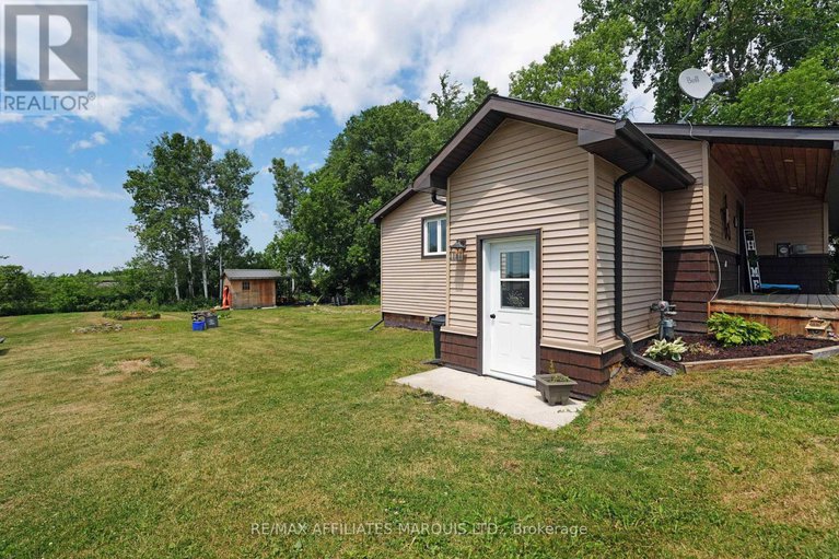 28523953/21895-seguin-mill-street/north-glengarry-lochiel-twp/north-glengarry/ontario/K0B1H0_24