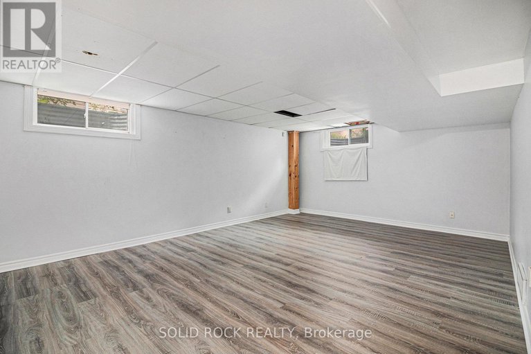 28874952/2121-valin-street/springridgeeast-village/ottawa/ontario/K4A4T5_32