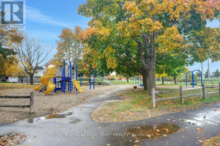 29024962/72-craig-henry-drive/craig-henrywoodvale/ottawa/ontario/K2G3Z6_35