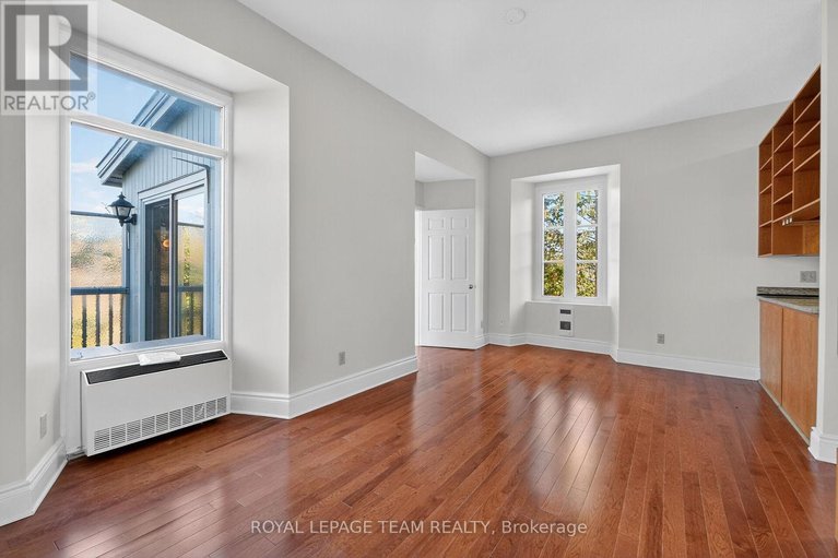 28946487/6-635-richmond-road/woodroffe/ottawa/ontario/K2A0G6_18