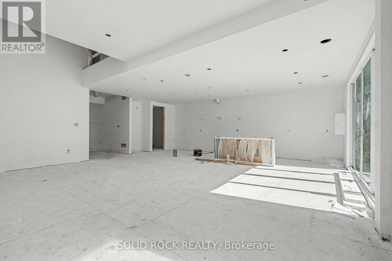 29669967/830-alpine-avenue/queensway-terrace-north/ottawa/ontario/K2B5R6_11