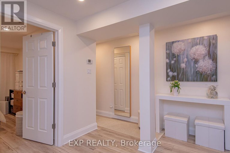 29367435/1473-rosebella-avenue-w/blossom-parkkemp-parkfindlay-creek/ottawa/ontario/K1T1E5_41