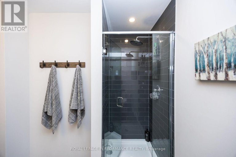 28700474/816-bascule-place/btwn-franktown-rd-fallowfield-rd/ottawa/ontario/K0A2Z0_32
