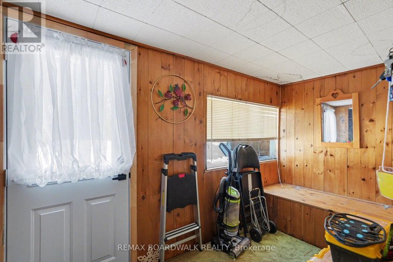 29437063/101-church-street/almonte/mississippi-mills/ontario/K0A1A0_24